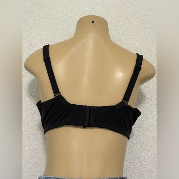 Victoria's Secret Classic Black Bra - Picture 2 of 4
